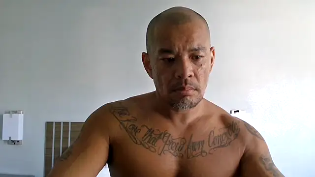 EatMyCake831 online show from September 30, 2025, 7:31 pm