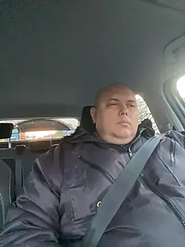 BigromeoXX online show from November 12, 2025, 6:50 am