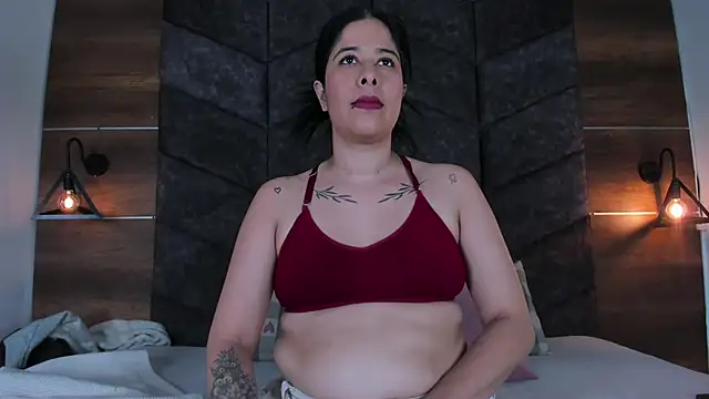 DulceAurora   online show from July 18, 2026, 2:53 am