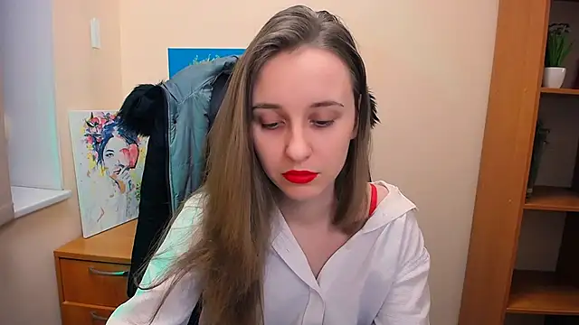  Nicole new online show from February 18, 2025, 12:39 pm