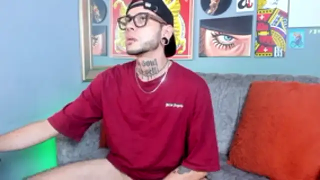 MurdockH online show from November 25, 2025, 5:52 am