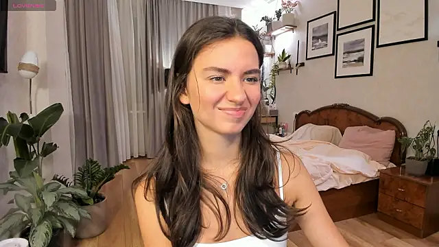 Snapshot of NicoleLuv chatting on February 21, 2026, 4:09 pm NicoleLuv online show from February 21, 2026, 4:09 pm