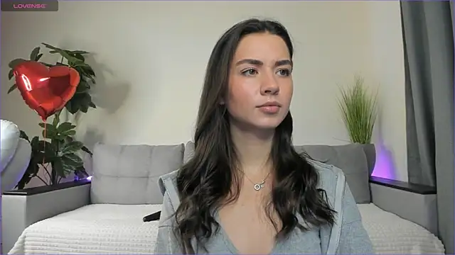 NicoleLuv online show from February 20, 2025, 1:08 pm