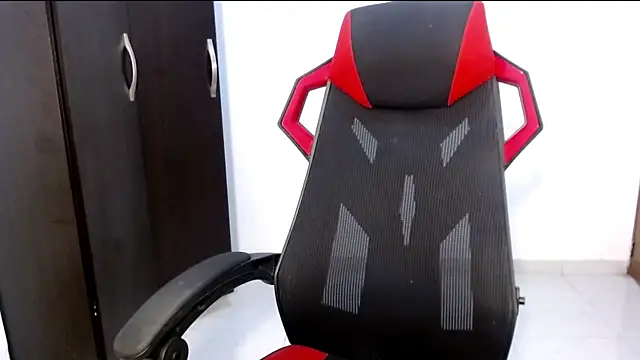 meghan2 online show from March 7, 2025, 4:13 am