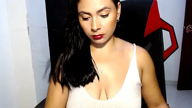 Snapshot of meghan2 chatting on April 12, 2026, 4:16 am meghan2 online show from April 12, 2026, 4:16 am