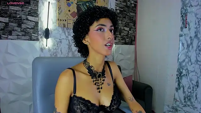 Queen Cuarxxo online show from July 22, 2026, 12:12 am