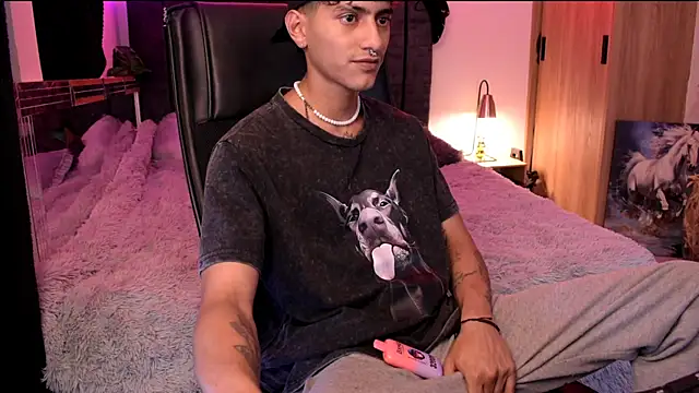 DemonKush-- online show from August 1, 2026, 1:14 am