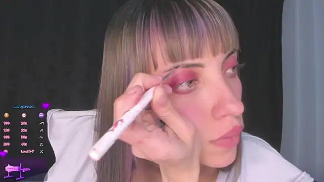 MiaGoth  online show from September 28, 2025, 1:12 am