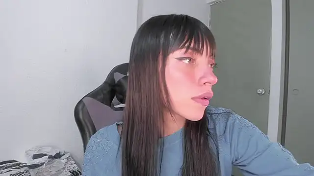 Snapshot of MiaGoth_ chatting on March 20, 2026, 10:33 pm MiaGoth online show from March 20, 2026, 10:33 pm