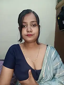 Snapshot of Miss-Riyasingh chatting on July 17, 2026, 5:21 pm Miss-Riyasingh online show from July 17, 2026, 5:21 pm