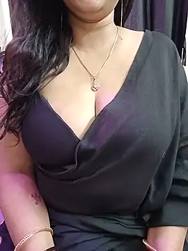kaamuk shweta online show from May 17, 2026, 11:32 am