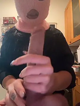 Sarettamiss online show from October 7, 2025, 11:00 am