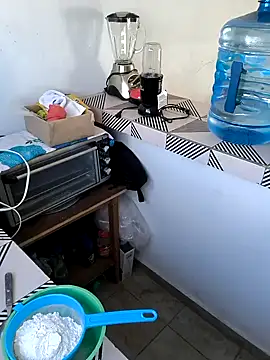 EmpaticBolillo online show from December 2, 2025, 3:47 pm