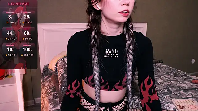 Kimiko   online show from October 18, 2025, 8:11 pm