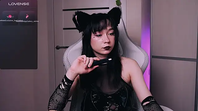 Kimiko   online show from May 25, 2026, 11:58 pm