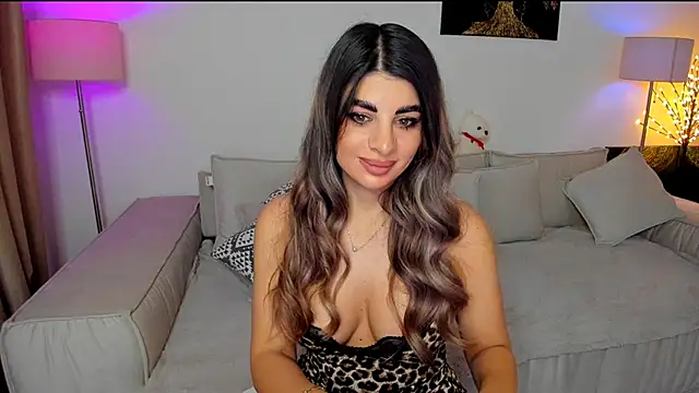 Queenofyouredreams online show from January 4, 2025, 10:55 pm