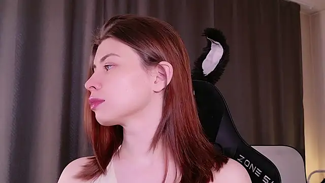 callmetori online show from December 22, 2025, 6:46 am