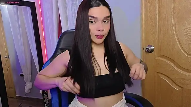 Veronica 111 online show from May 27, 2026, 4:09 am