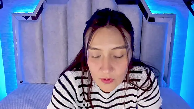  alaia collway  online show from February 13, 2025, 3:56 pm