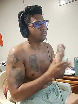 Snapshot of FitGeorge chatting on January 11, 2026, 3:24 am FitGeorge online show from January 11, 2026, 3:24 am