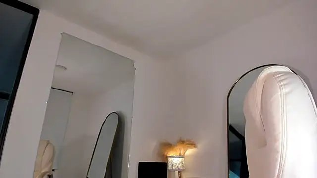 alexa tobar online show from June 14, 2026, 2:24 am