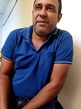 friendsloversex online show from September 17, 2025, 6:43 pm