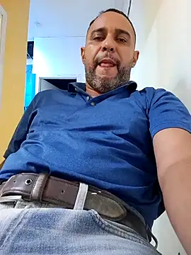 friendsloversex online show from September 25, 2025, 9:10 pm