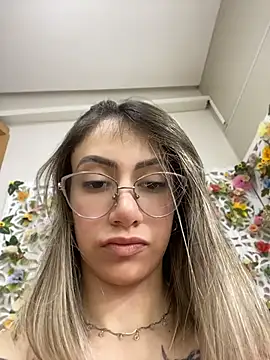 Snapshot of loira_messi chatting on July 16, 2026, 7:16 am loira messi online show from July 16, 2026, 7:16 am
