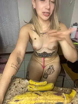 loira messi online show from February 25, 2025, 5:08 pm