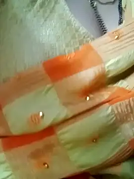 Snapshot of jiyahot1432 chatting on February 3, 2025, 10:14 am jiyahot1432 online show from February 3, 2025, 10:14 am