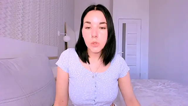 Kate Ree online show from July 1, 2026, 6:47 am