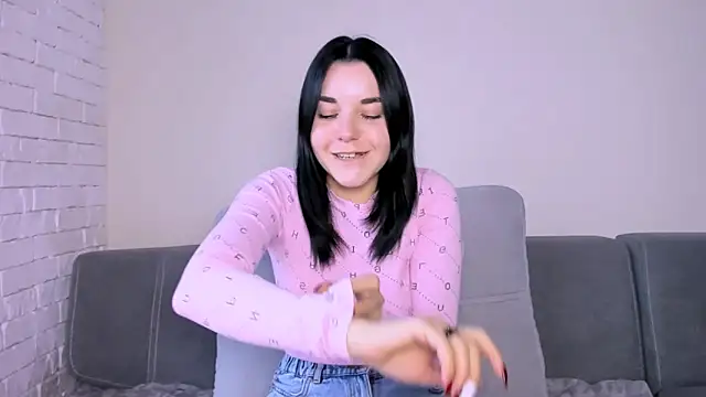 Kate Ree online show from November 1, 2025, 5:57 am