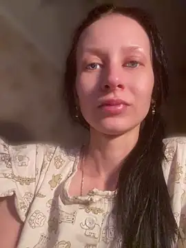 Starry Siren online show from May 8, 2026, 4:11 pm