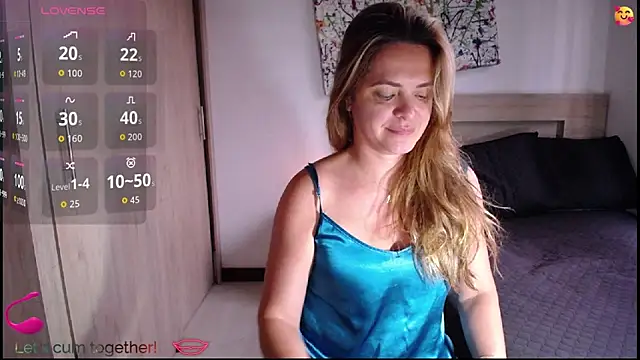 ParisW online show from October 29, 2025, 12:26 pm