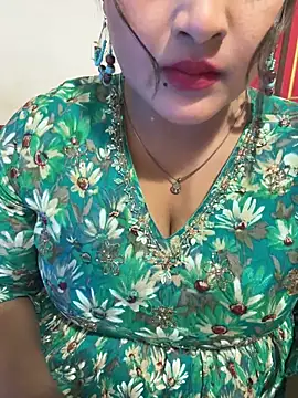 Ayesha mahi online show from November 21, 2025, 10:47 am