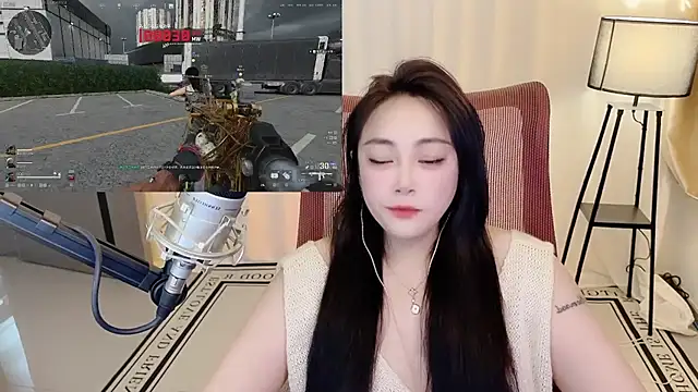 Daisy-77 online show from June 26, 2026, 1:17 pm