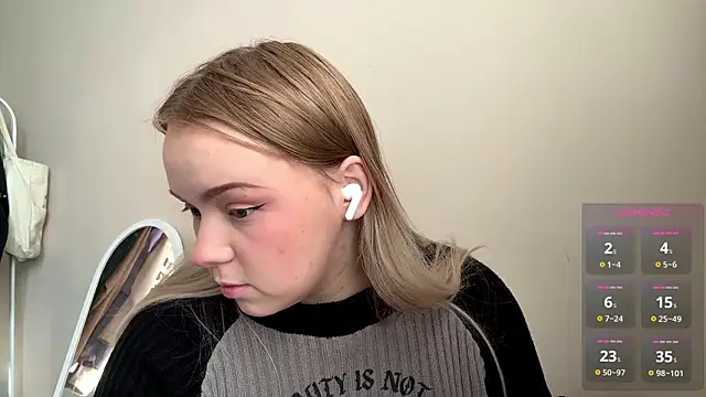 ZaraCreedon online show from March 17, 2026, 5:10 am