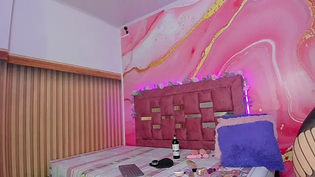 Daisy  rose online show from December 4, 2025, 3:05 am