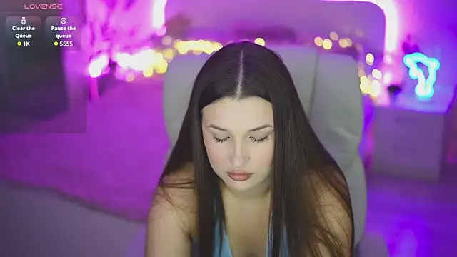 OneLaya online show from October 6, 2025, 8:15 am