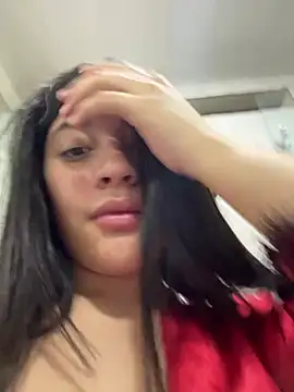 RileySkye online show from August 6, 2026, 4:18 am