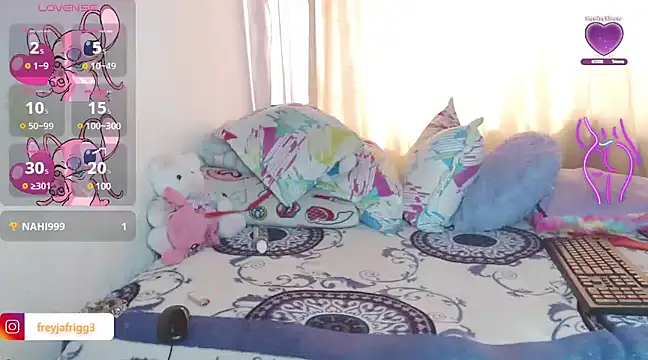 freyjagoddes online show from February 21, 2025, 7:43 pm