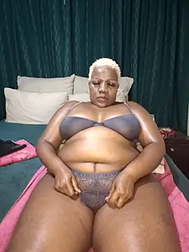 dirasweetlipsxx online show from December 16, 2025, 10:14 pm