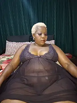Snapshot of dirasweetlipsxx chatting on July 22, 2026, 7:27 pm dirasweetlipsxx online show from July 22, 2026, 7:27 pm