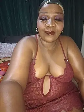 Snapshot of dirasweetlipsxx chatting on June 15, 2026, 9:36 pm dirasweetlipsxx online show from June 15, 2026, 9:36 pm