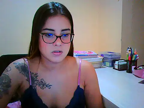 maliamiller online show from March 1, 2026, 6:13 am