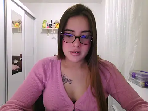 maliamiller online show from July 14, 2026, 2:05 am