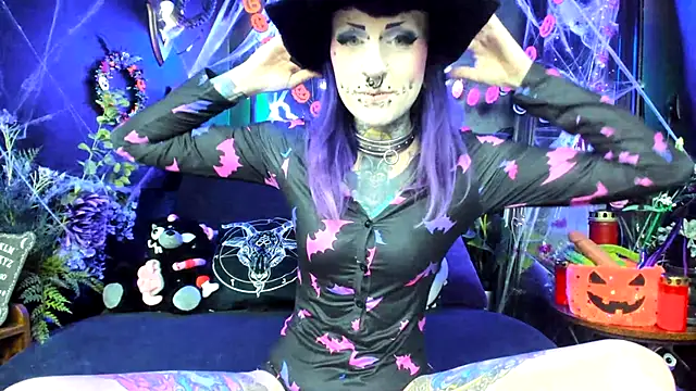 Purple Coffin666 online show from October 11, 2025, 9:32 am