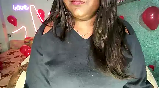 Snapshot of expression_queen chatting on February 16, 2025, 3:27 pm expression queen online show from February 16, 2025, 3:27 pm