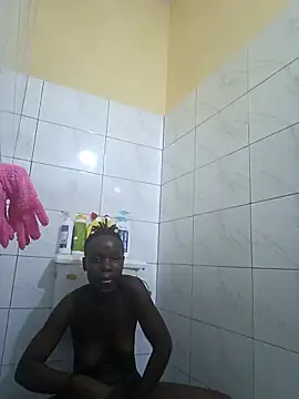 Juicylittle slute online show from December 16, 2025, 5:28 pm