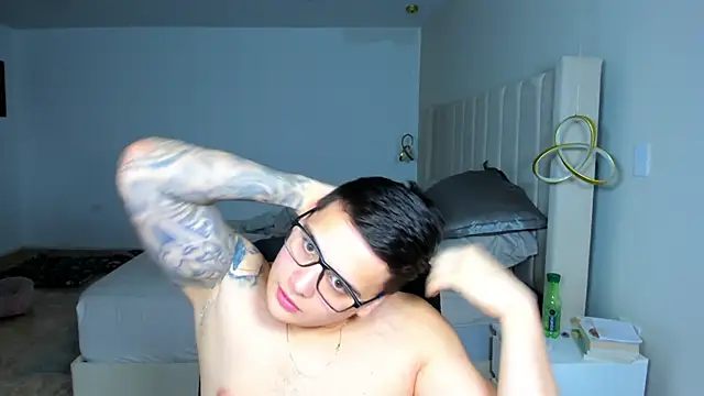 Snapshot of jhonstark09 chatting on September 9, 2025, 9:13 pm jhonstark09 online show from September 9, 2025, 9:13 pm